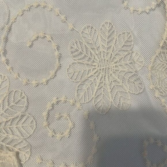 Pier1 cream colored lacy embellished oblong scarf 71” long including fringe EUC - Picture 12 of 13